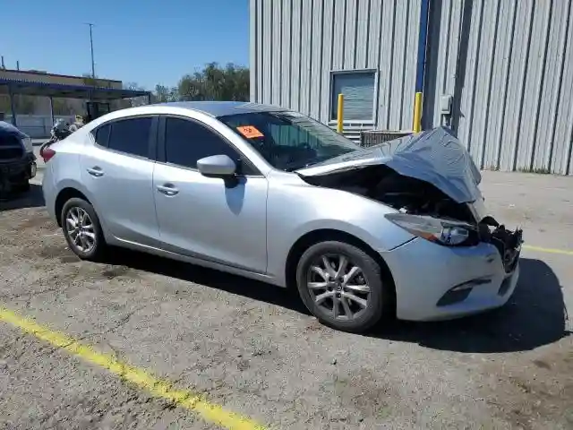 3MZBN1U70JM234321 2018 MAZDA 3-3