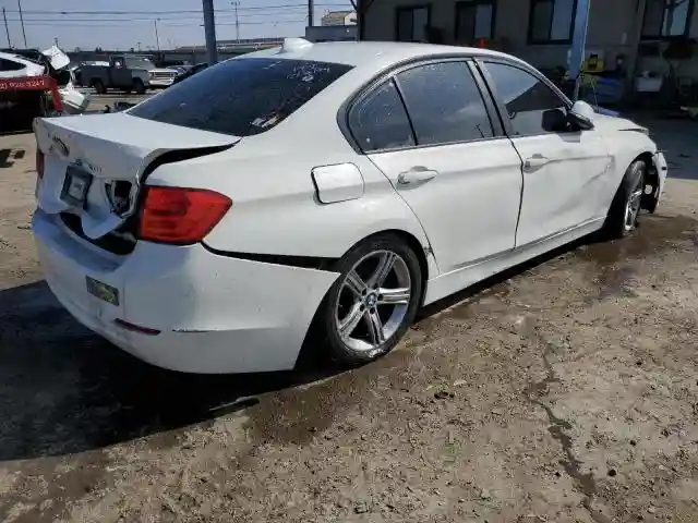 WBA3B1C59FK141566 2015 BMW 3 SERIES-2