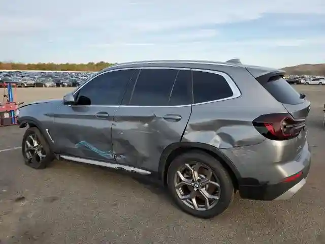 5UX53DP05R9U41219 2024 BMW X3-1