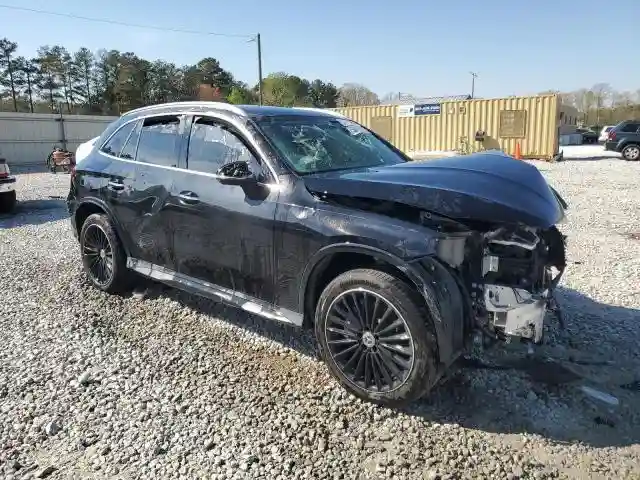W1NKM4GBXRU039396 2024 MERCEDES-BENZ GLC-CLASS-3