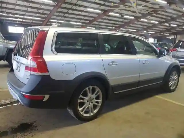 YV4612NK9G1268060 2016 VOLVO XC70-2