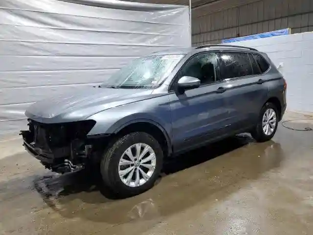 3VV0B7AX4KM026679 2019 VOLKSWAGEN TIGUAN-0