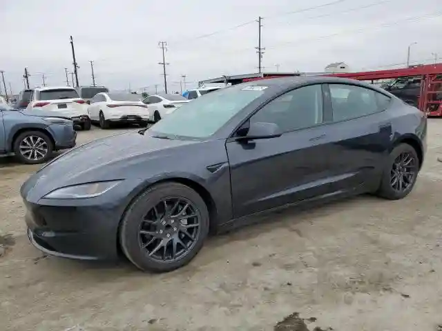 5YJ3E1EA8RF744353 2024 TESLA MODEL 3-0