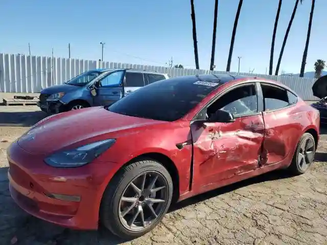 5YJ3E1EA4PF449134 2023 TESLA MODEL 3-0