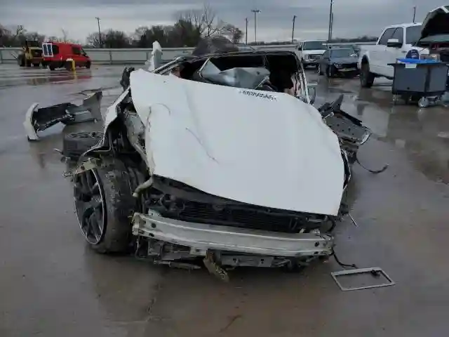 JN1AZ4EH0KM420727 2019 NISSAN 370Z-4