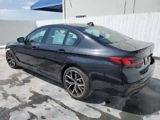 WBA33AG01PCL93934 2023 BMW 5 SERIES-1