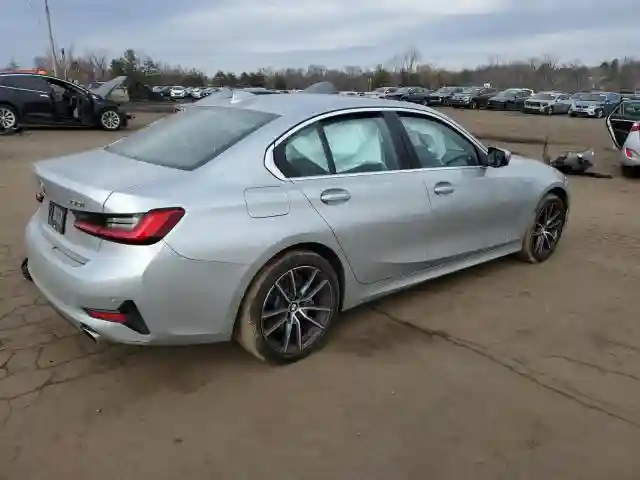 WBA5R7C58KFH00117 2019 BMW 3 SERIES-2
