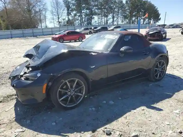 JM1NDAD77J0203671 2018 MAZDA MX5-0