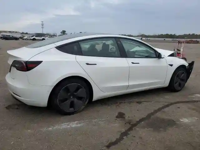 5YJ3E1EA2MF961406 2021 TESLA MODEL 3-2