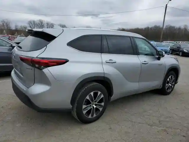5TDGARAH6MS507735 2021 TOYOTA HIGHLANDER-2