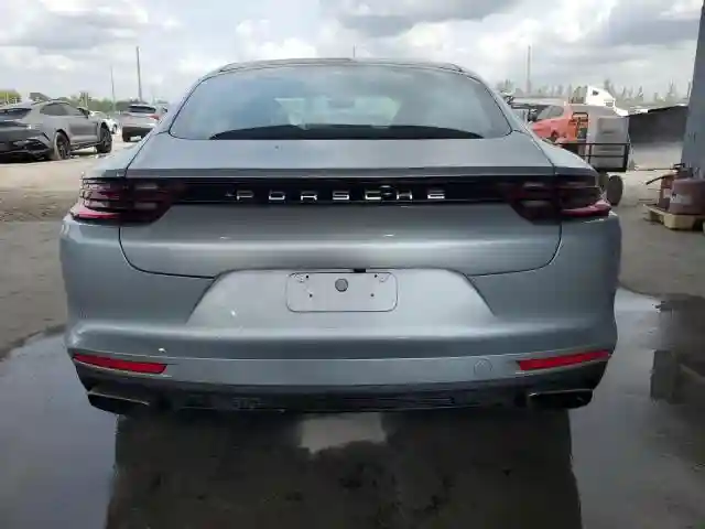 WP0AA2A77JL102517 2018 PORSCHE PANAMERA-5
