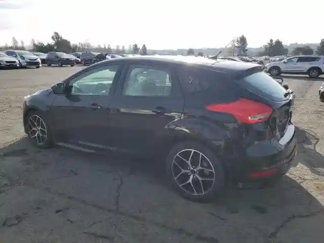 1FADP3K29GL238747 2016 FORD FOCUS-1