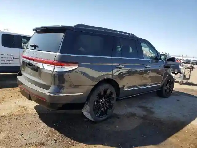 5LMJJ2TG1REL18997 2024 LINCOLN NAVIGATOR-2
