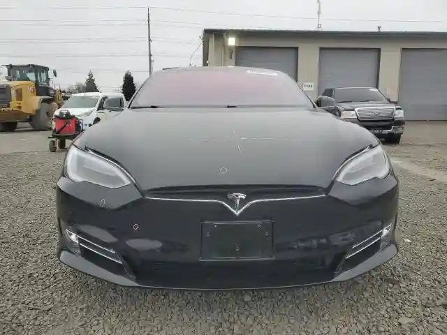 5YJSA1E48JF265906 2018 TESLA MODEL S-4