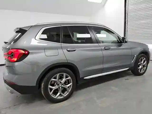 5UX53DP09R9U55138 2024 BMW X3-2