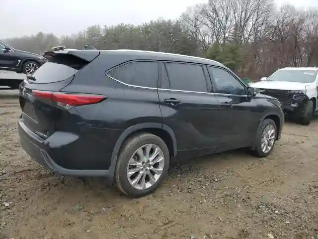 5TDDZRBH8MS114121 2021 TOYOTA HIGHLANDER-2