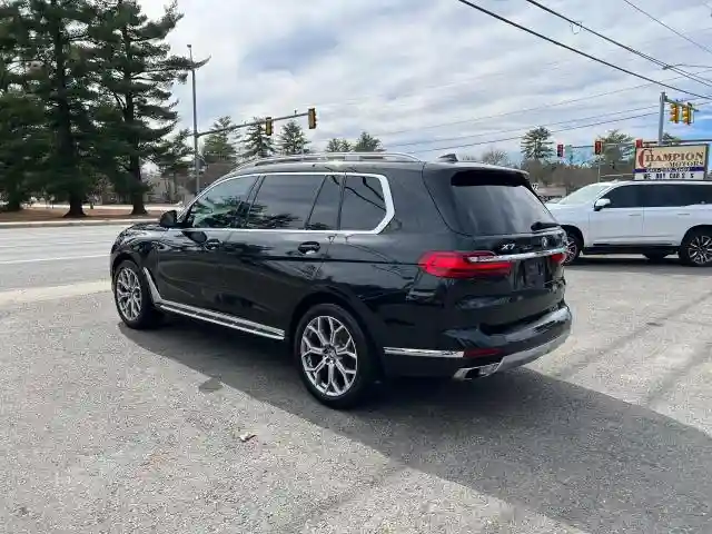 5UXCW2C57K0E74188 2019 BMW X7-2