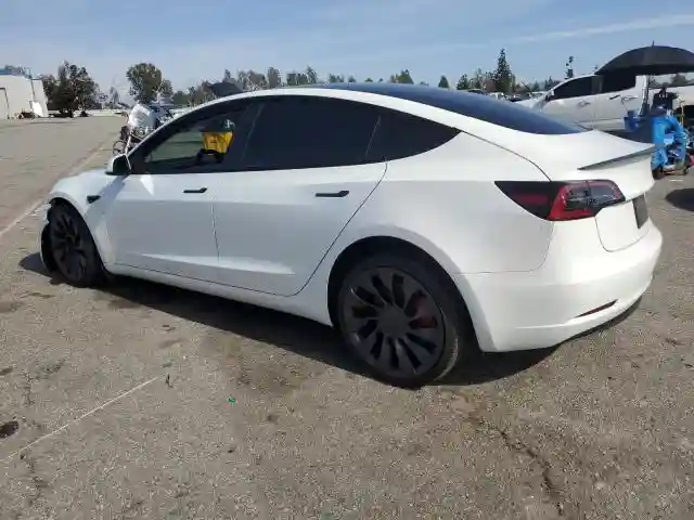 5YJ3E1EC4PF649772 2023 TESLA MODEL 3-1