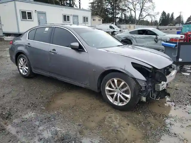 JN1CV6AP8FM503602 2015 INFINITI Q40-3