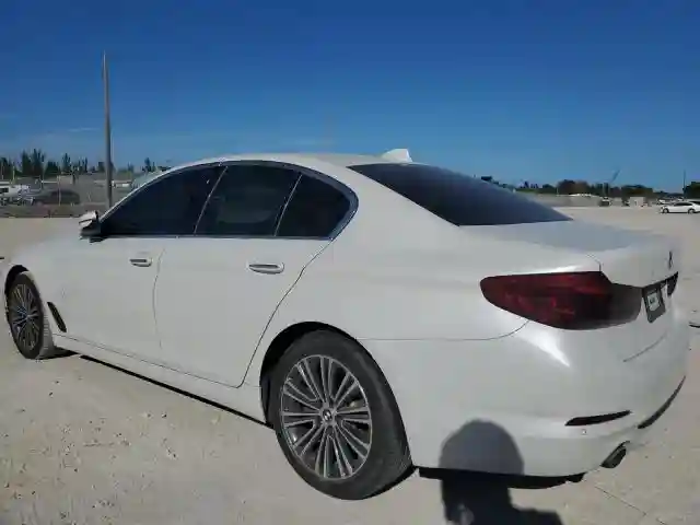 WBAJA5C58JWA39259 2018 BMW 5 SERIES-1