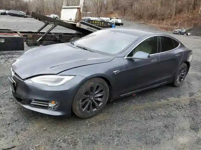 5YJSA1E25LF369772 2020 TESLA MODEL S-0