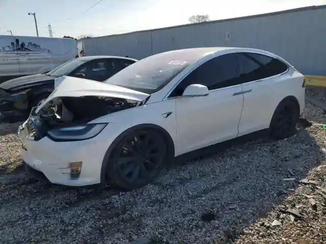5YJXCBE21HF054304 2017 TESLA MODEL X-0