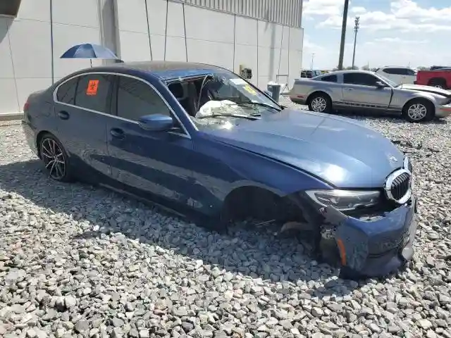 3MW5R1J06M8B56990 2021 BMW 3 SERIES-3