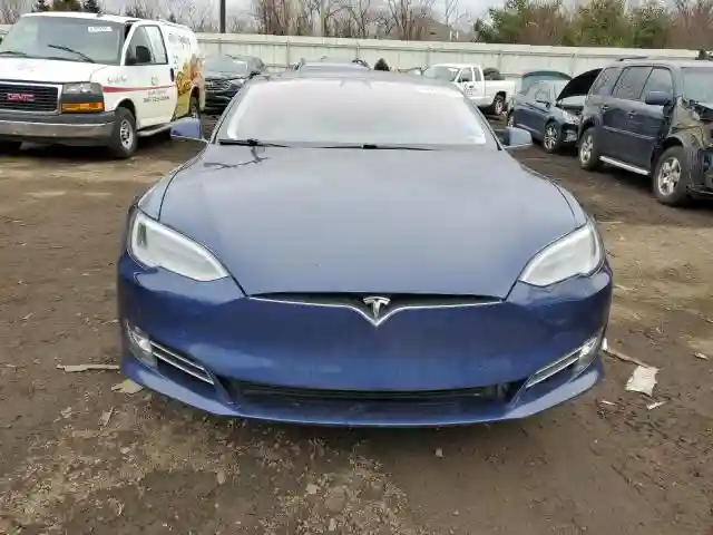 5YJSA1E20JF269303 2018 TESLA MODEL S-4