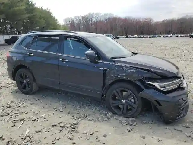 3VV8B7AX9RM221447 2024 VOLKSWAGEN TIGUAN-3