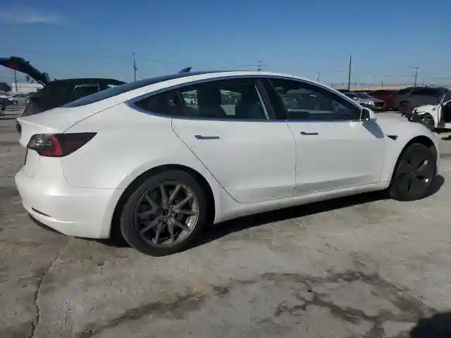 5YJ3E1EA5LF800062 2020 TESLA MODEL 3-2