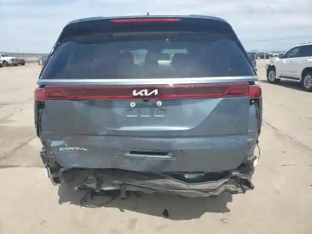 KNDNC5H36R6441375 2024 KIA CARNIVAL E-5