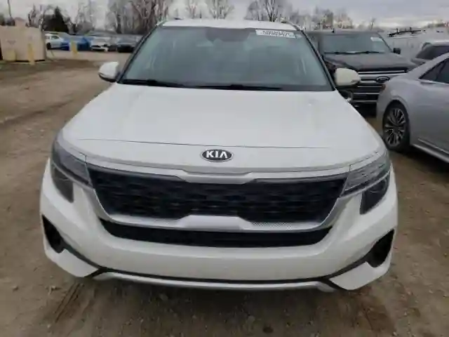 KNDEUCAAXM7170110 2021 KIA SELTOS-4