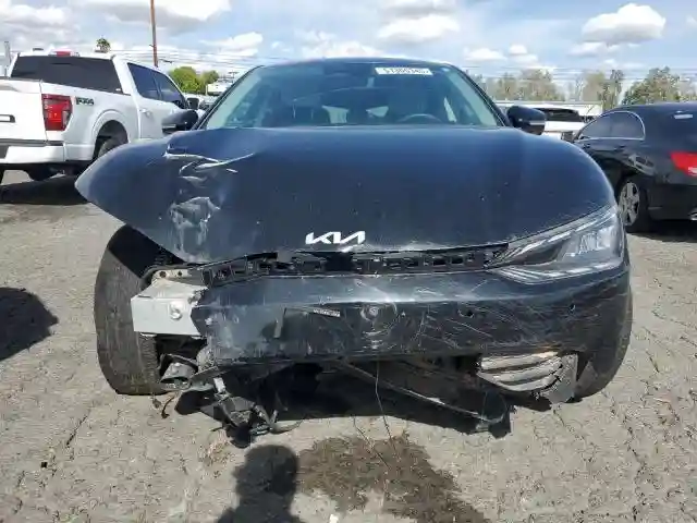 KNDC3DLC5N5047794 2022 KIA EV6 LIGHT-4
