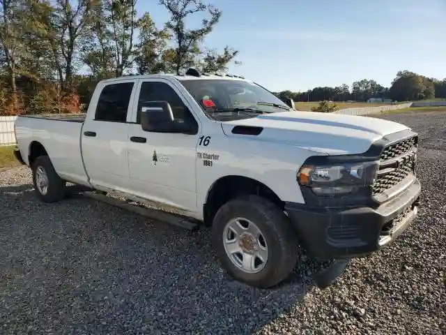 3C63R3GJ2RG242517 2024 RAM 3500-3