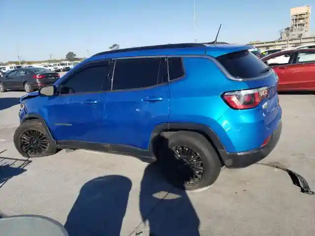 3C4NJCBB0JT125569 2018 JEEP COMPASS-1