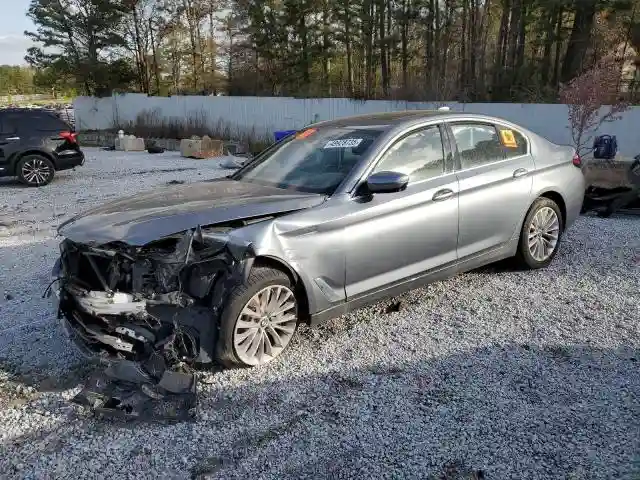 WBA53BH08MCF44747 2021 BMW 5 SERIES-0