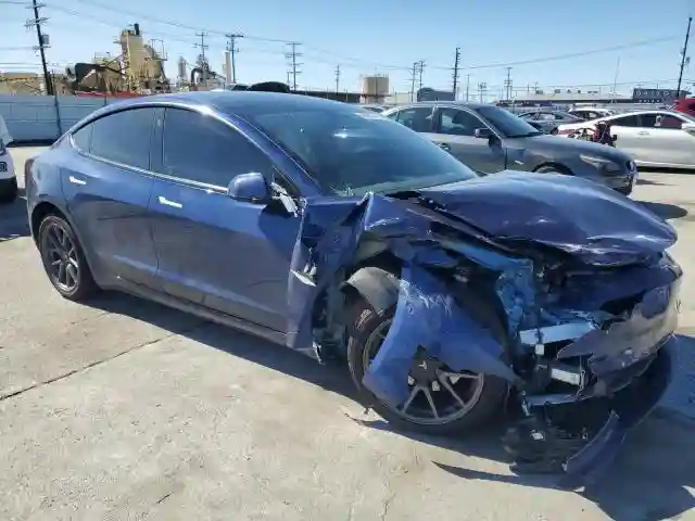 5YJ3E1EA3PF552397 2023 TESLA MODEL 3-3