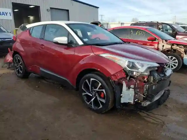 NMTKHMBX6JR016946 2018 TOYOTA C-HR-3