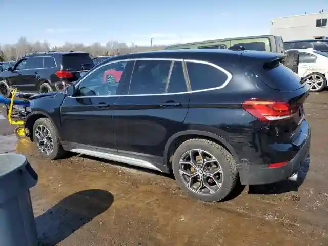 WBXJG9C03M5U08214 2021 BMW X1-1