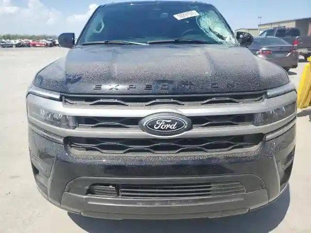 1FMJU1H88REA96240 2024 FORD EXPEDITION-4