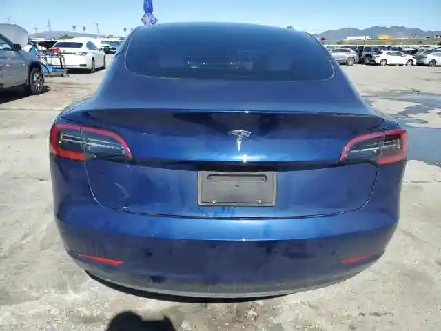 5YJ3E1EA3PF552397 2023 TESLA MODEL 3-5