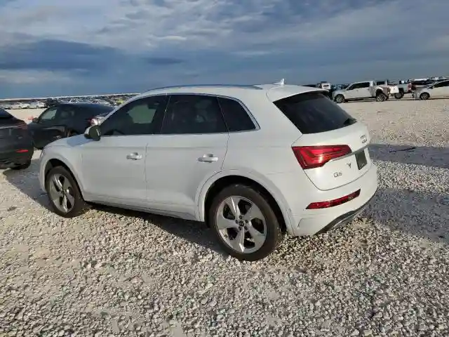 WA1CABFY6M2111594 2021 AUDI Q5-1