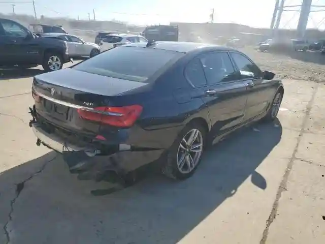 WBA7F2C55GG416656 2016 BMW 7 SERIES-2