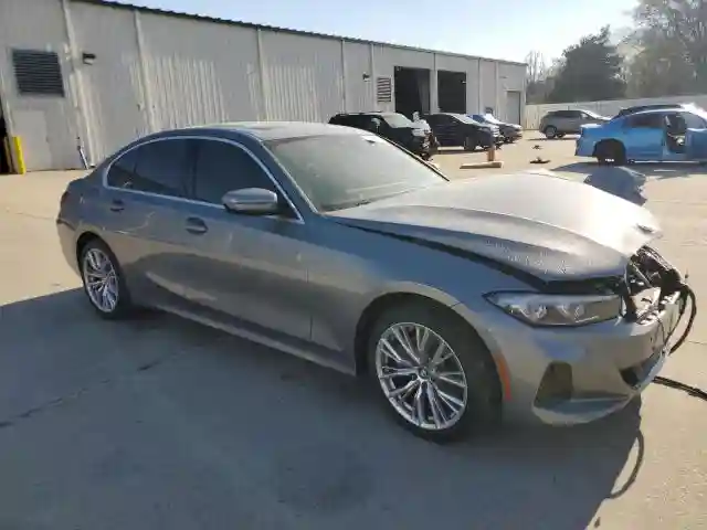 3MW69FF06R8E12854 2024 BMW 3 SERIES-3