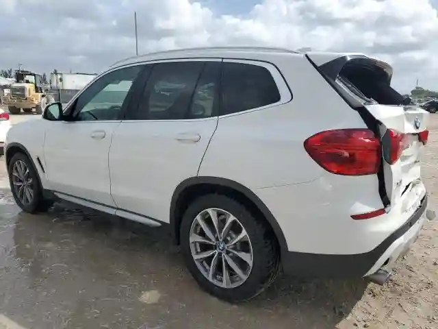 5UXTR7C56KLF36800 2019 BMW X3-1