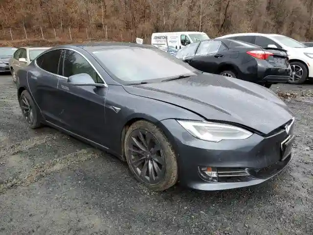 5YJSA1E25LF369772 2020 TESLA MODEL S-3