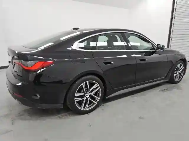 WBA63AV01RFT28325 2024 BMW 4 SERIES-2