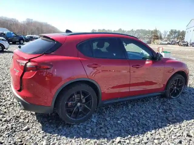 ZASFAKPN1J7B80657 2018 ALFA ROMEO STELVIO-2