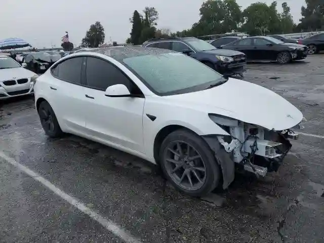 5YJ3E1EB4NF212763 2022 TESLA MODEL 3-3