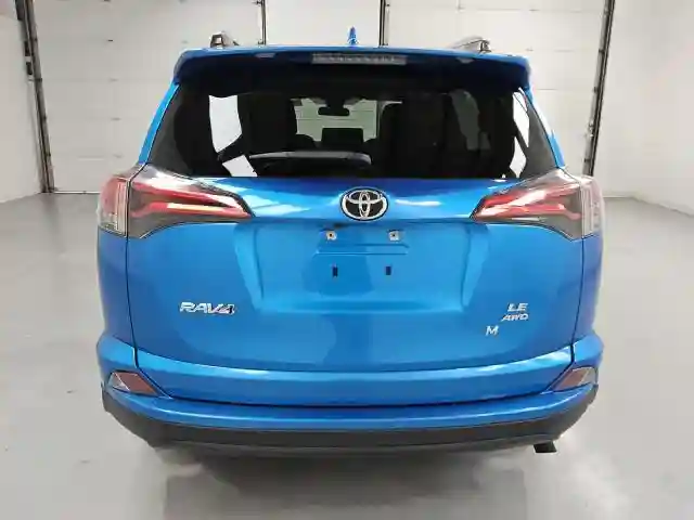 JTMBFREV5JD256838 2018 TOYOTA RAV4-5